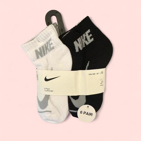 NWT Kids 10c-3y Nike black and white socks 6 pack #NikeSocks - Picture 1 of 3